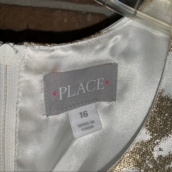 Beautiful Gold Accent Dress - Picture 4 of 5